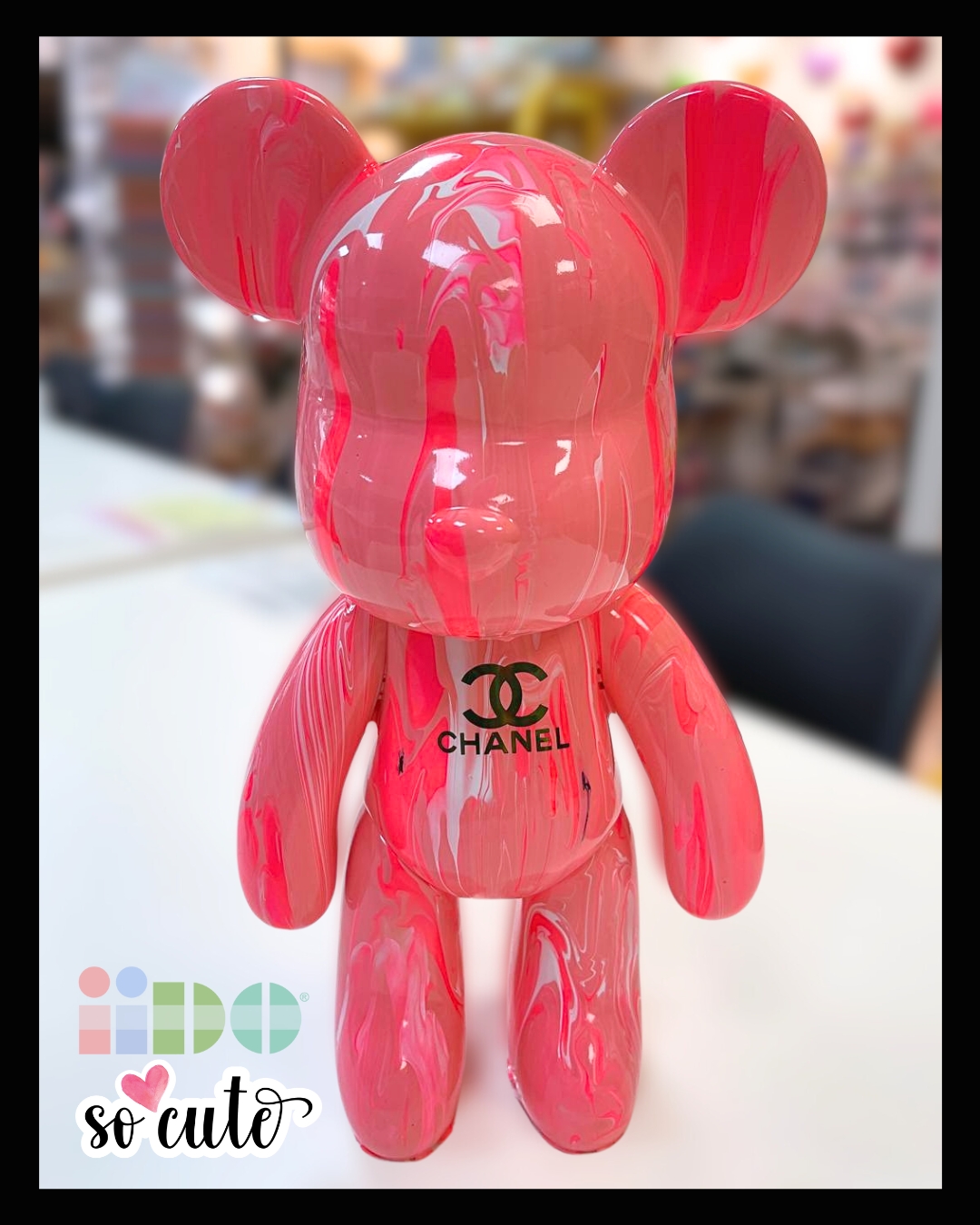 Saccapoche di colore decoden, la crema che si usa come base per charms kawaii